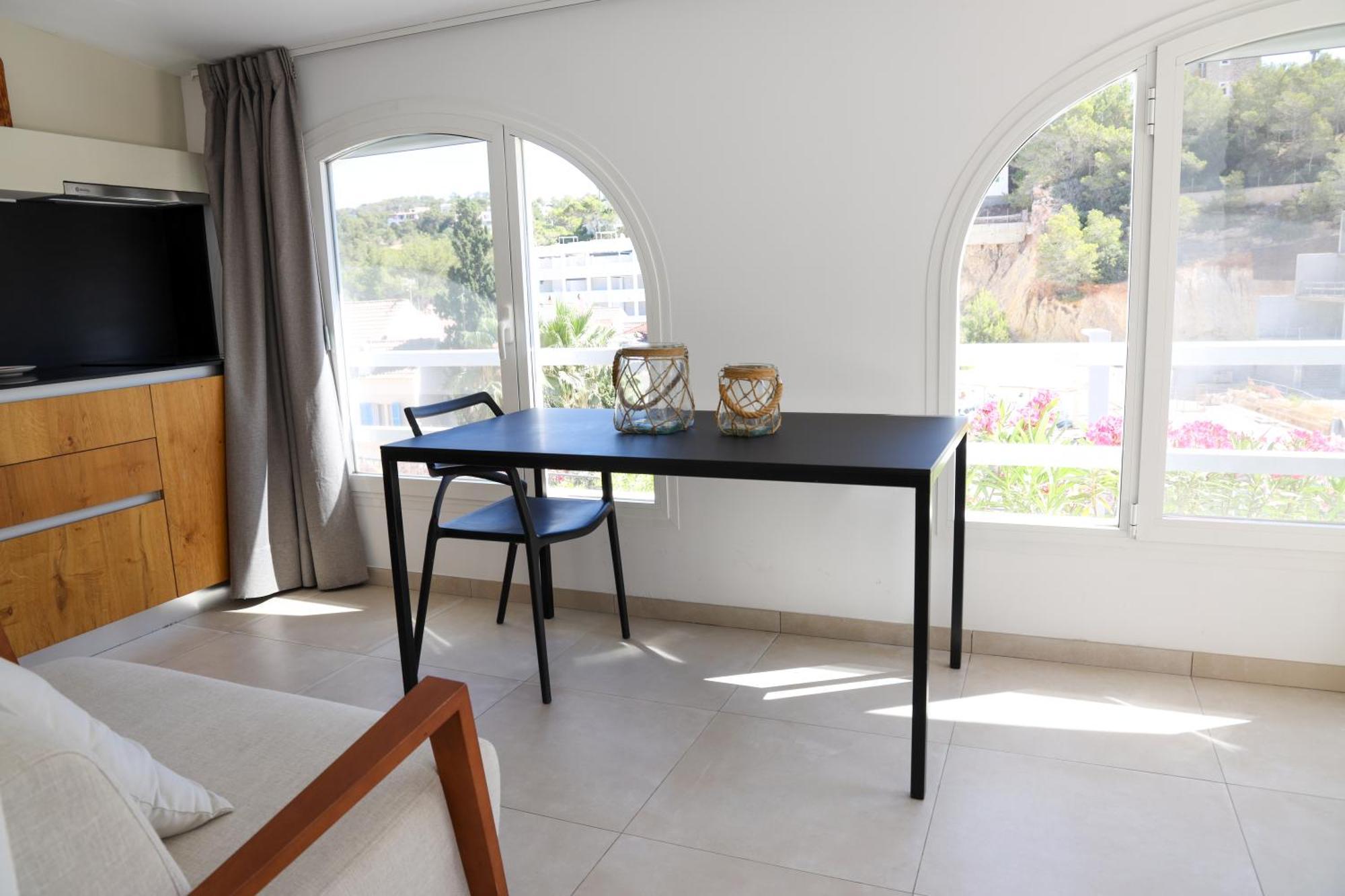 Cala Vadella Beachwalk Suites Pokój zdjęcie
